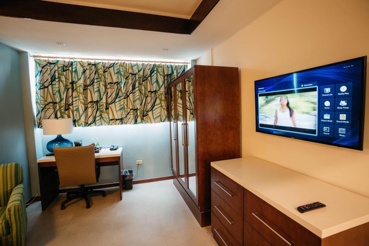 Surfrider Resort Hotel Saipan Dış mekan fotoğraf